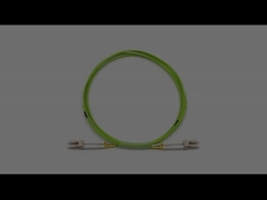 Внутренний LC к LC Дуплексный мультимод OM5 OFNR Волоконно-оптический патч кабель 2,0 мм Лимовый зеленый пиджак